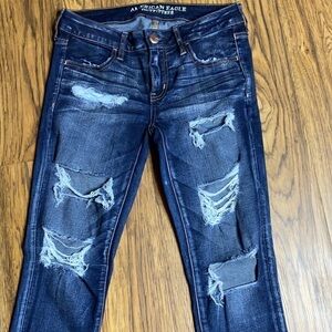 AEO Super Low Destroyed Jeggings Size 8